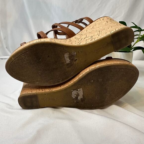 Daisy Fuentes Wedge Sandals Size 10 - Picture 9 of 10